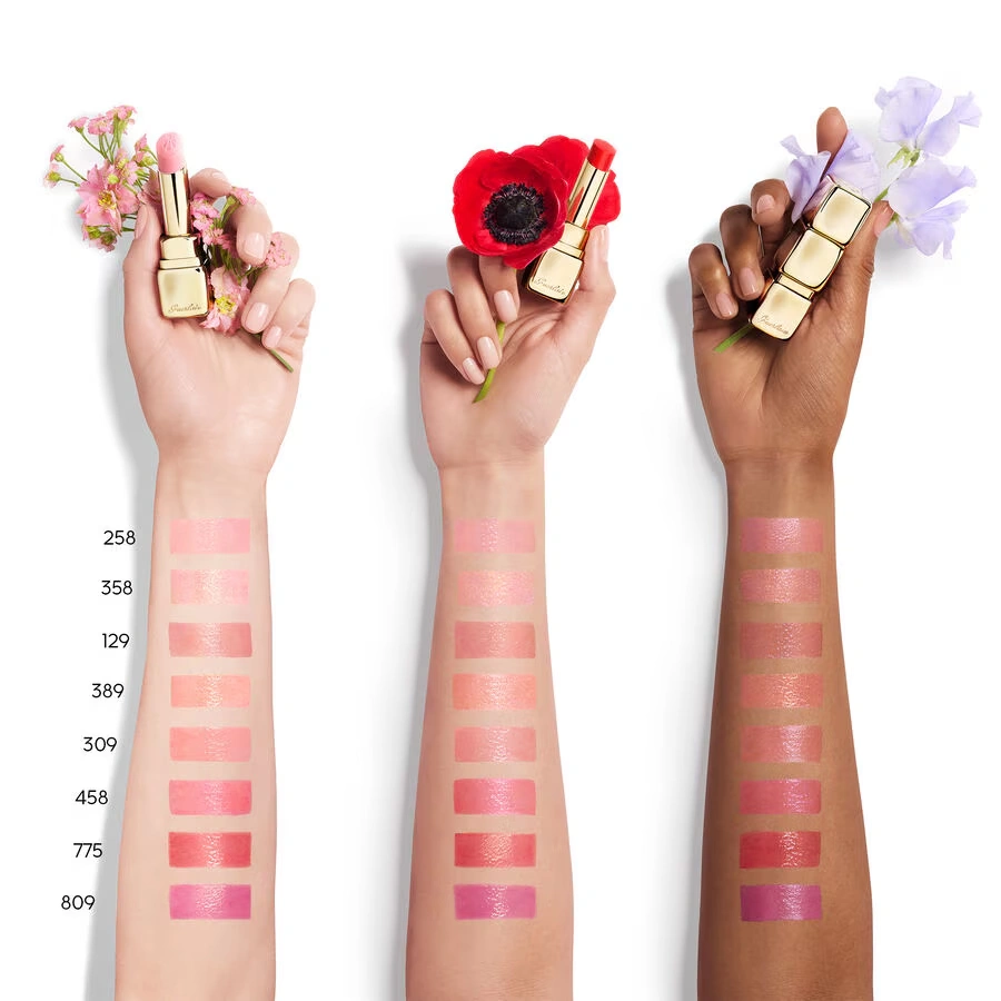 KISSKISS BEE GLOW 98% naturally-derived¹ honey tint balm 5 KISSKISS BEE GLOW 98% naturally-derived¹ honey tint balm