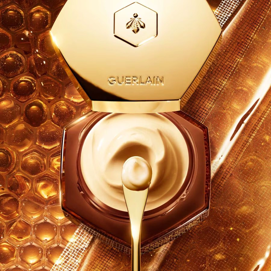 ABEILLE ROYALE HONEY TREATMENT NIGHT CREAM 3 ABEILLE ROYALE HONEY TREATMENT NIGHT CREAM